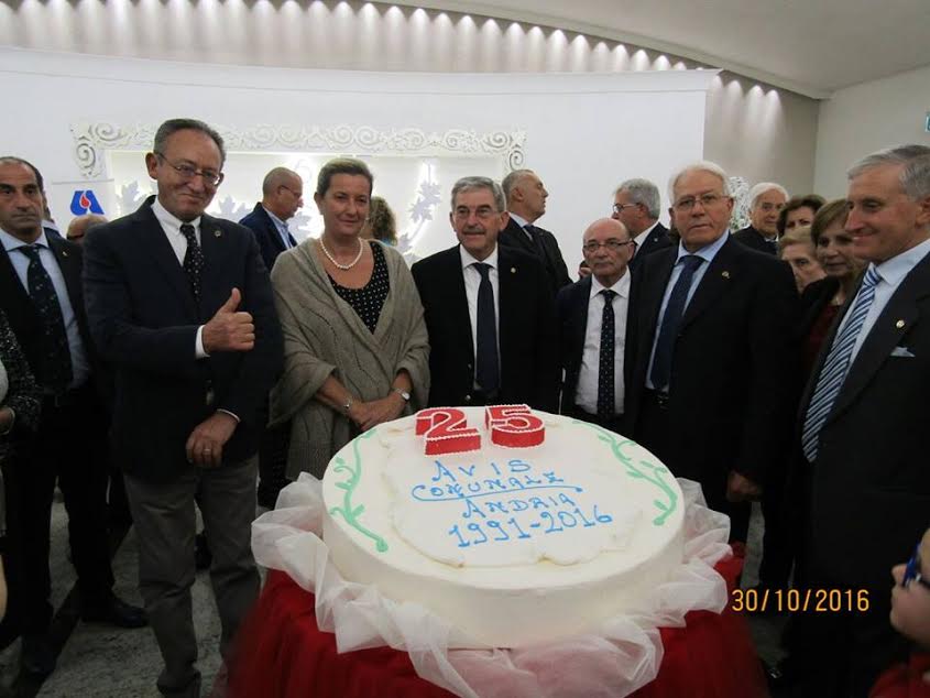 25-anni-avis