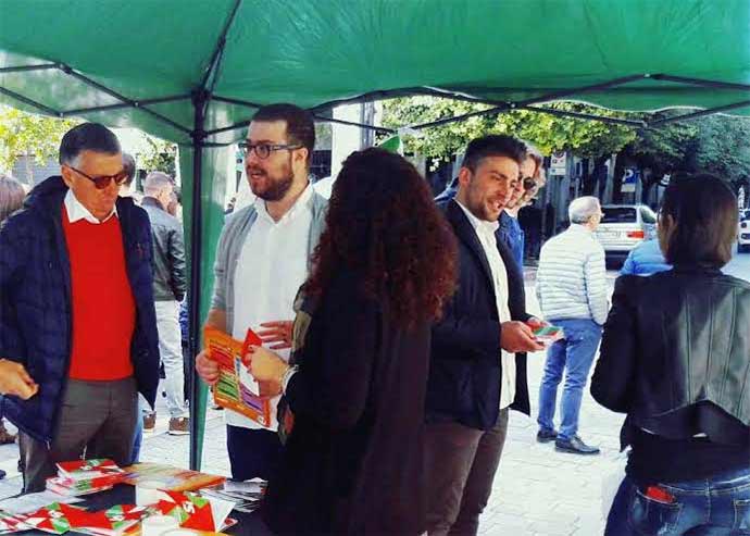 gazebo-pd-andria-referendum-si