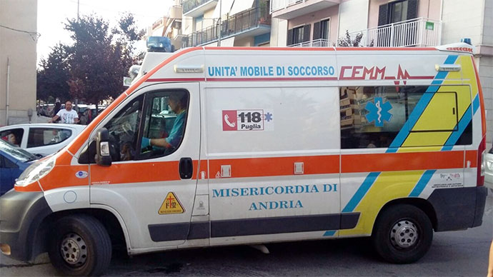 Andria: investe pedone in Viale Trentino, ambulanza sul posto – FOTO - VideoAndria.com