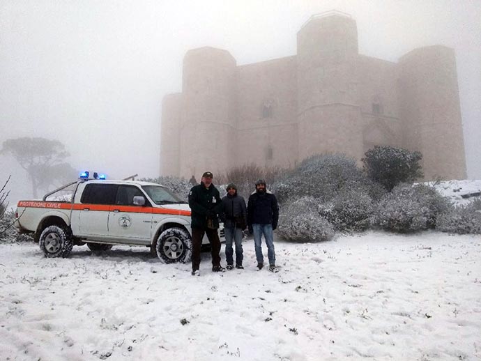 protezione civile nick ferrara francesco martiradonna guerdie federiciane andria castel del monte neve puglia nevicata 2018