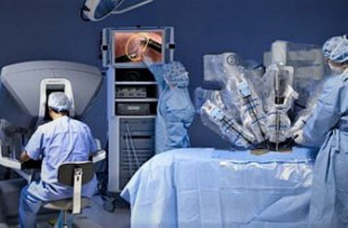 robot vinci medicina